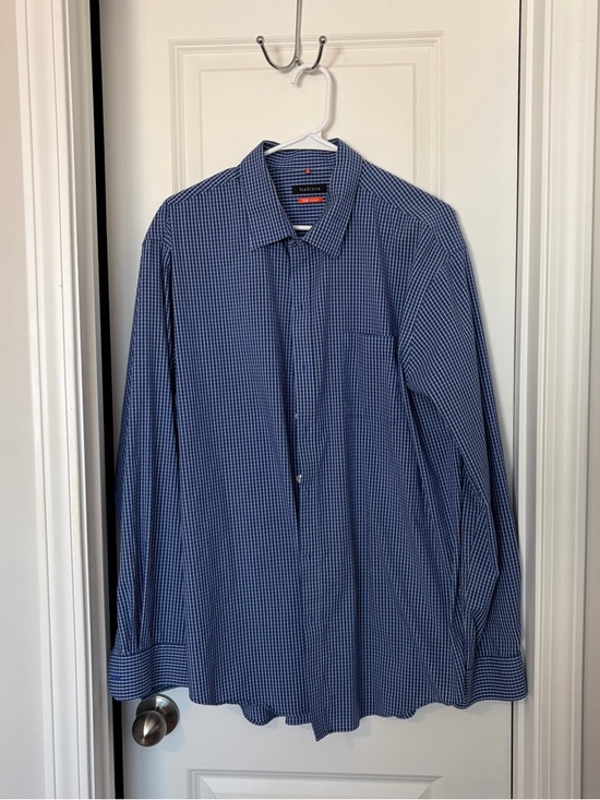 Van Heusen Other - Men's Long-Sleeve Blue Check Dress Shirt
Size XL/TG/XG 17-17 1/2